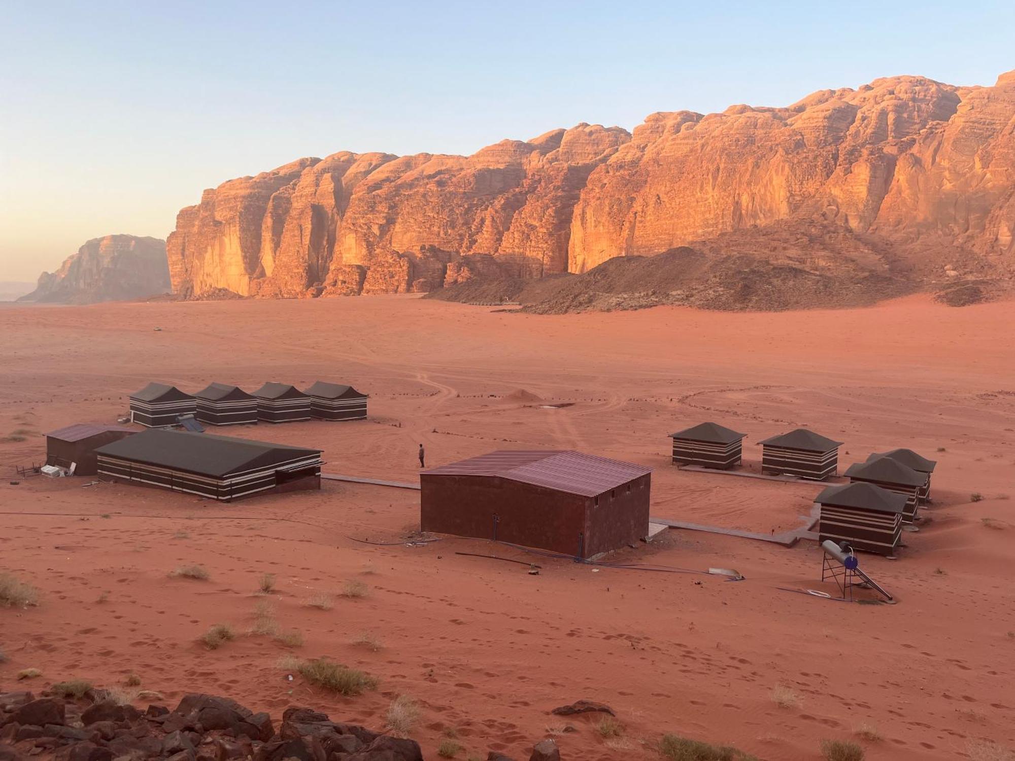 Luxury tent Bedouin Nature Camp *